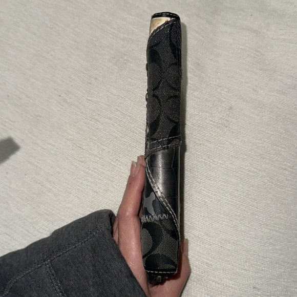 Coach Patchwork Zoe Wallet 12 card slots 💕 - Picture 7 of 13